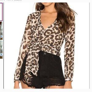 superdown Gemini Leopard Print Long Sleeve V Wrap Top - size small - date night